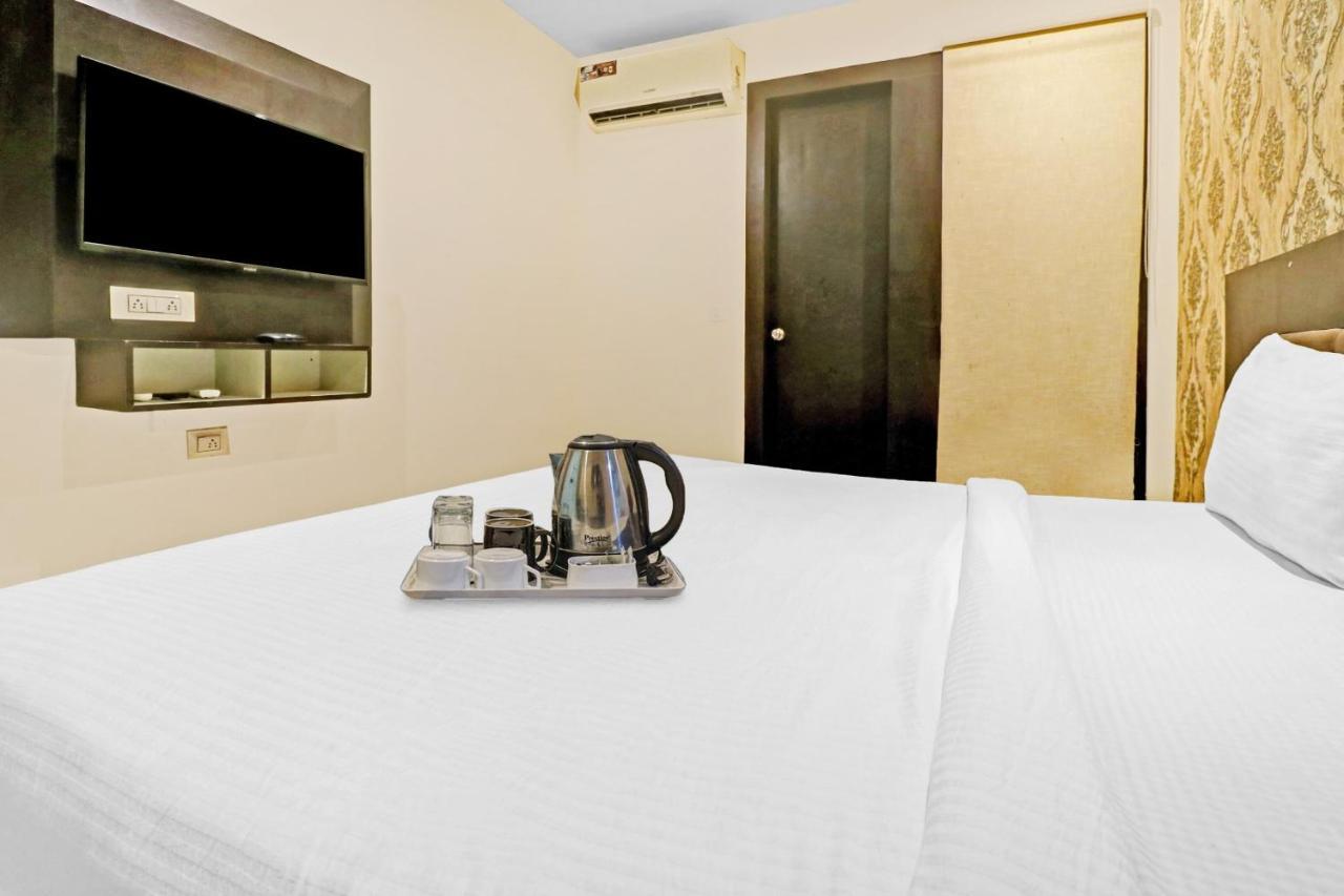 Oyo 23368 Boutique Hotel Paragon New Delhi Exterior foto