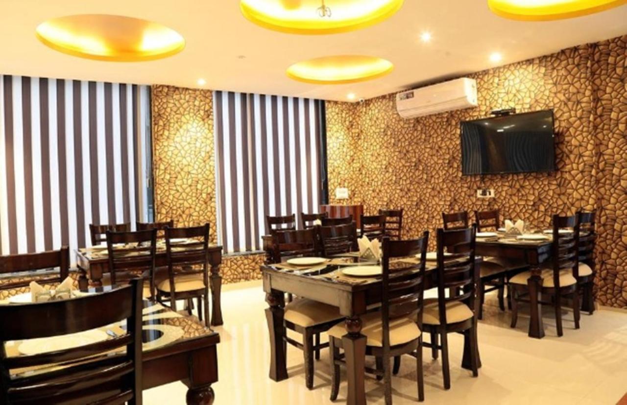 Oyo 23368 Boutique Hotel Paragon New Delhi Exterior foto